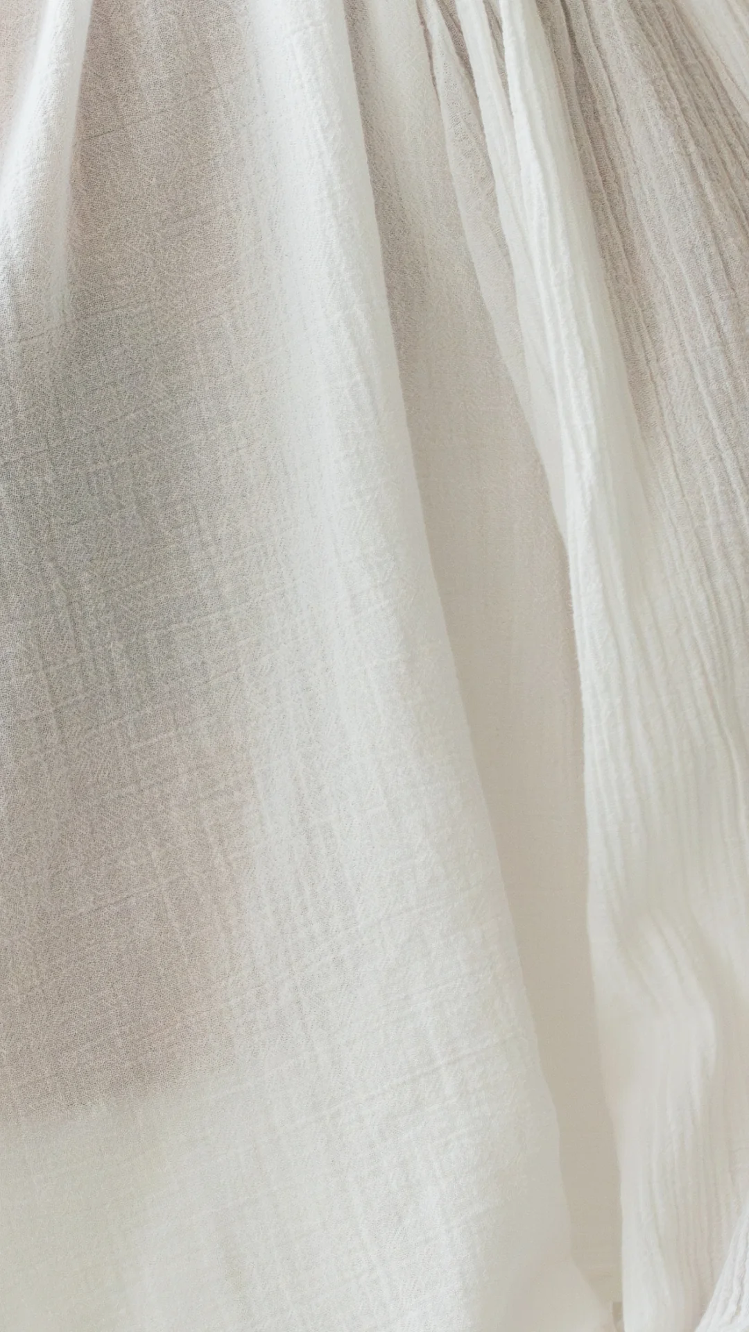Anais Shorts - White - Image 6