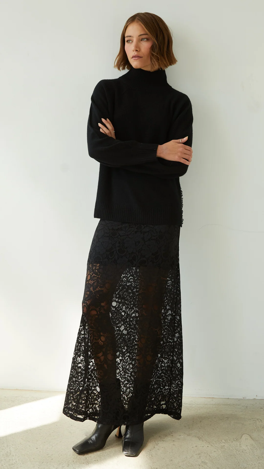 Alba Lace Skirt - Black - Image 4