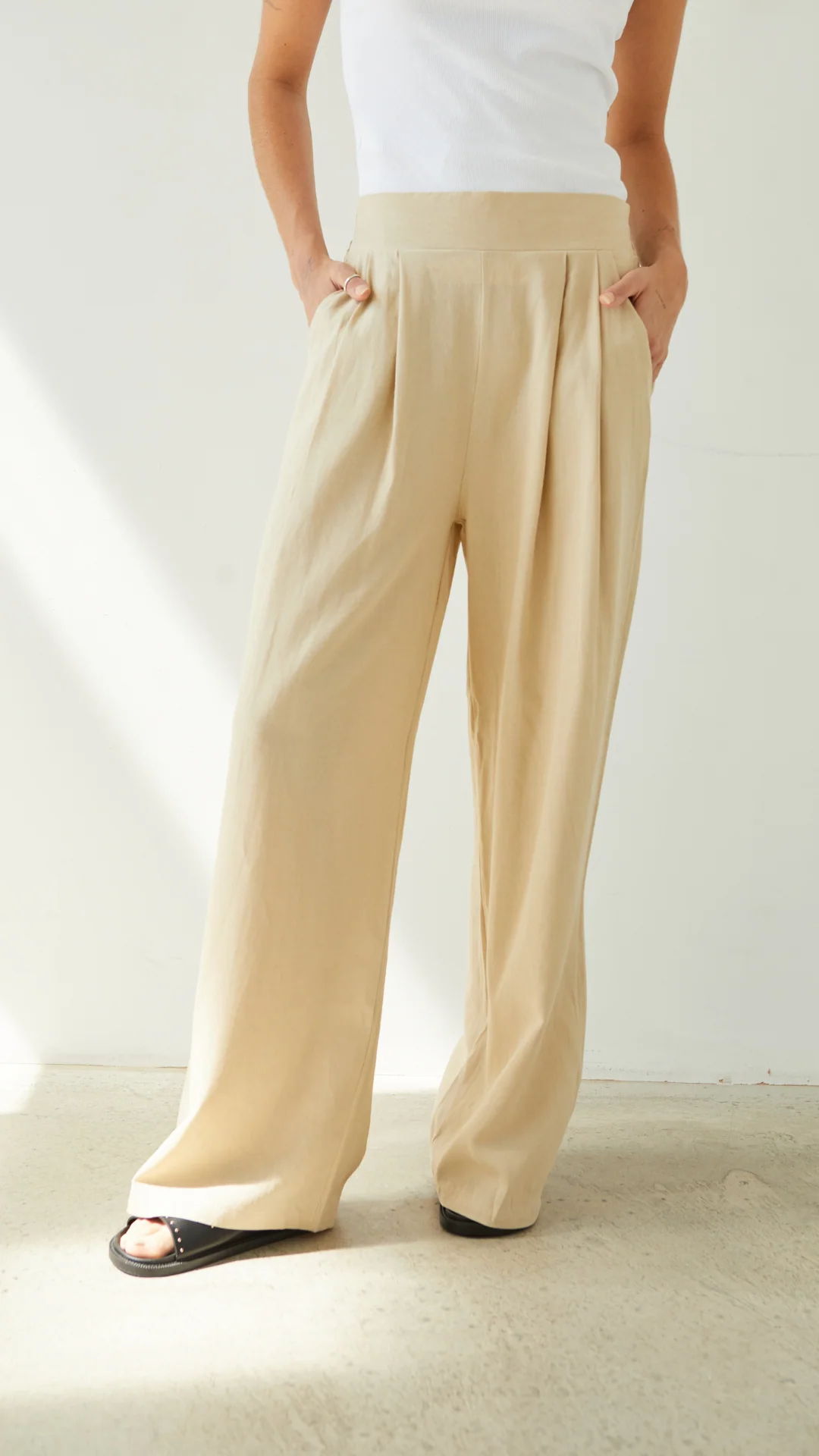 Alexis Linen Trousers - Sand - Image 4