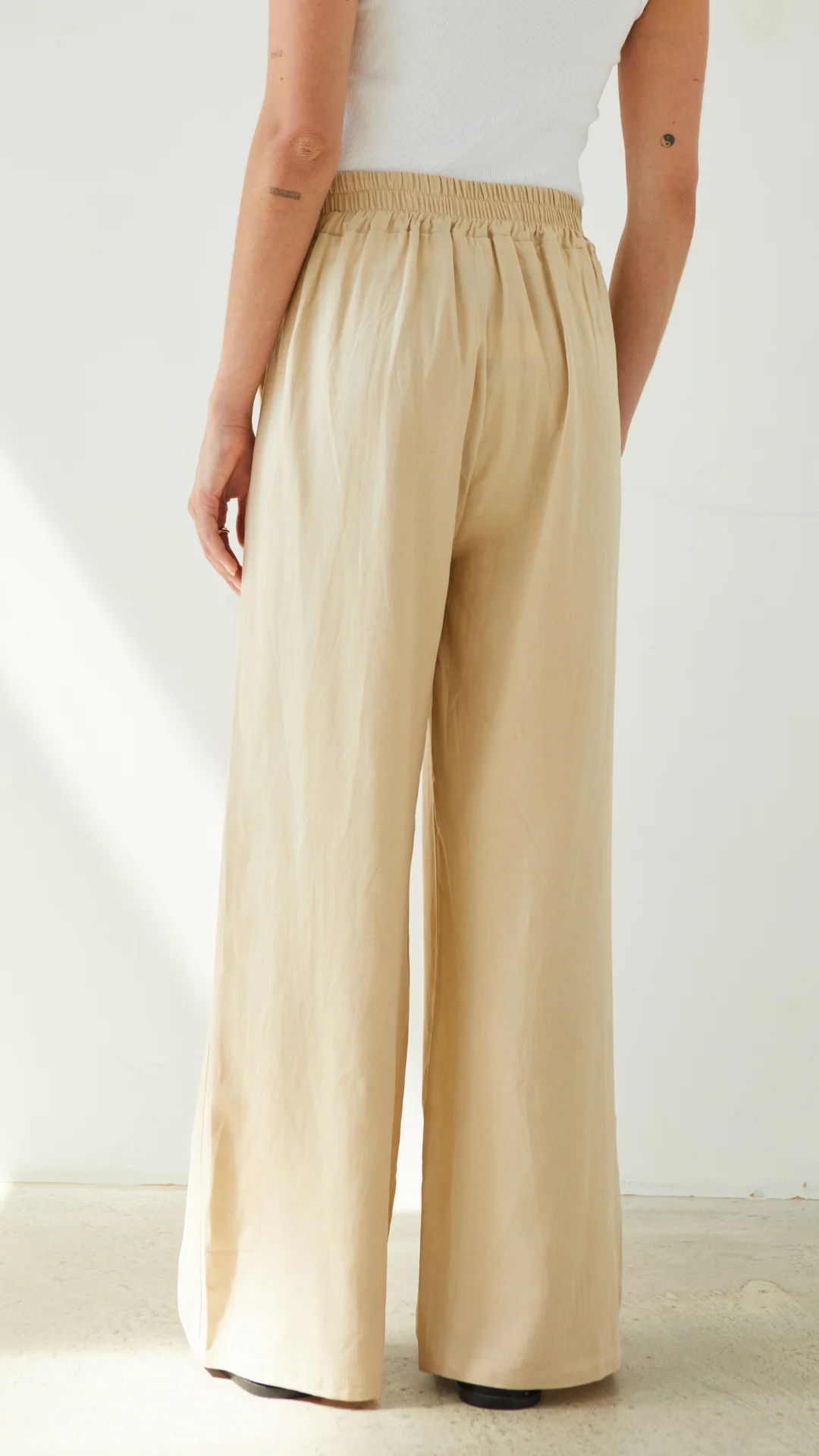 Alexis Linen Trousers - Sand - Image 6