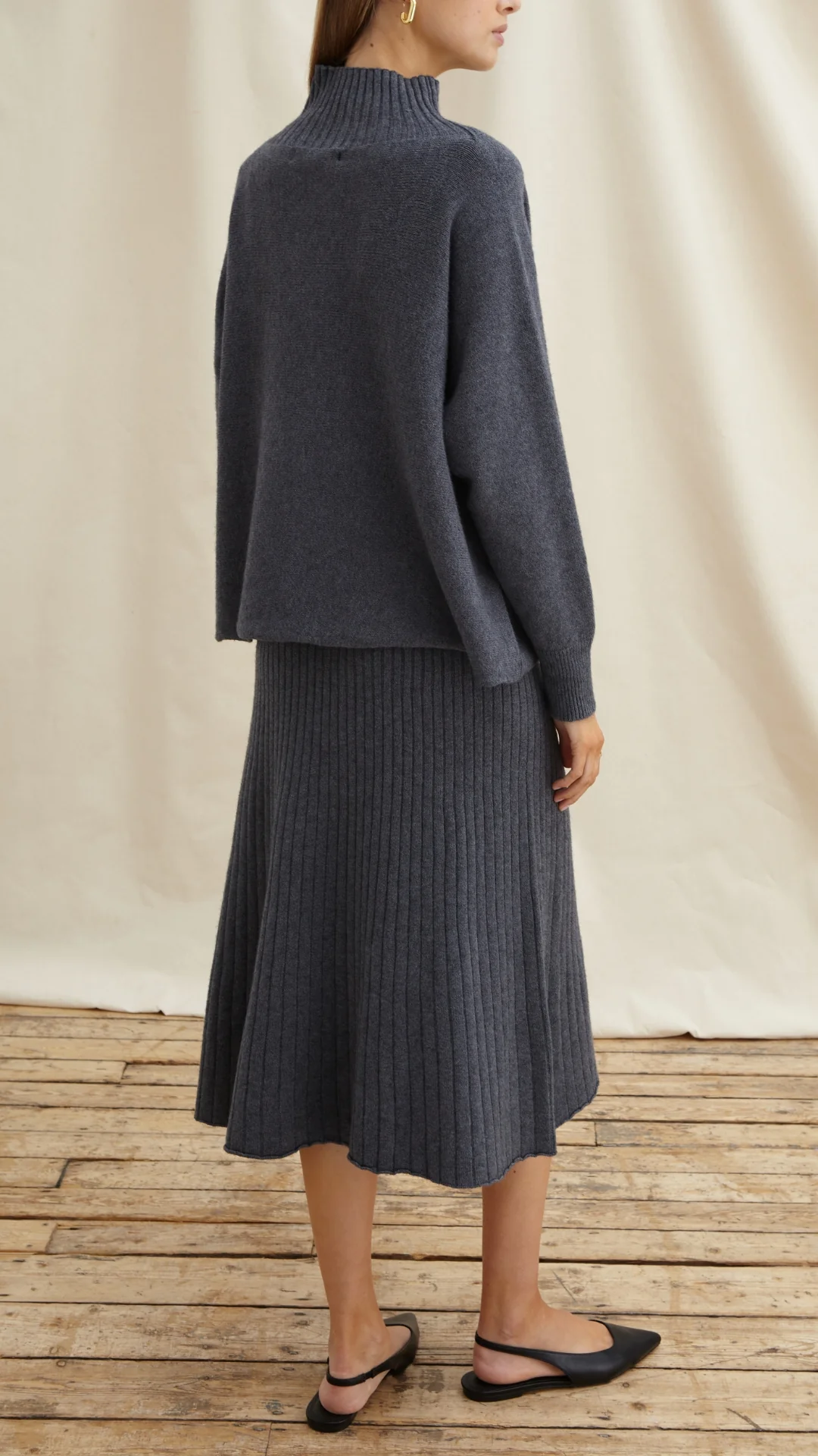 Alma Sweater - Anthracite - Image 4