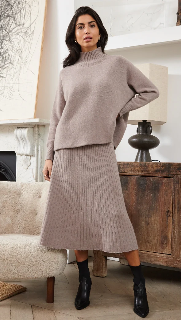 Alma Sweater - Smoke - Image 6