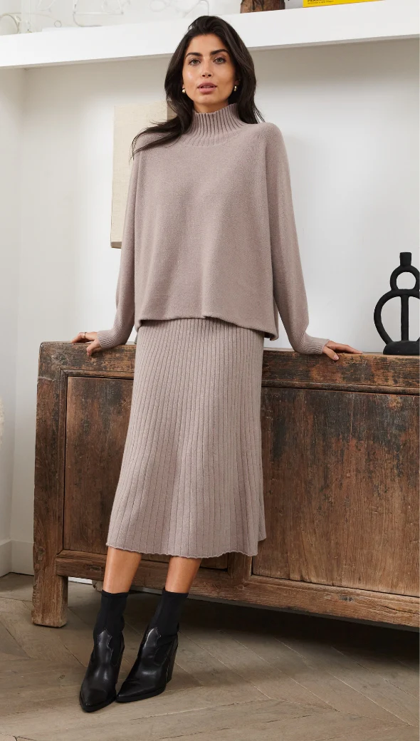 Alma Sweater - Smoke - Image 7