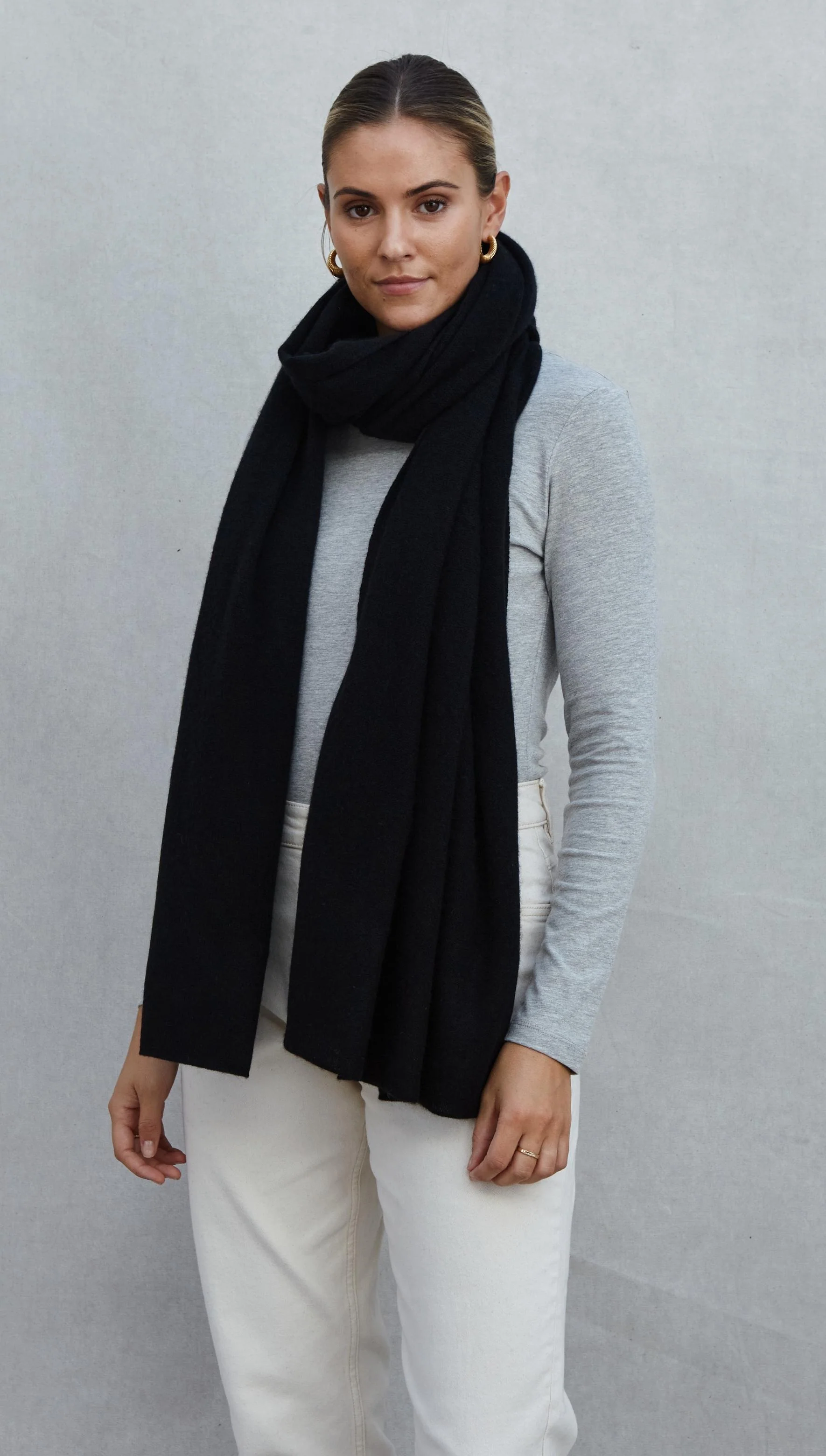Cashmere Travel Wrap - Black - Image 8