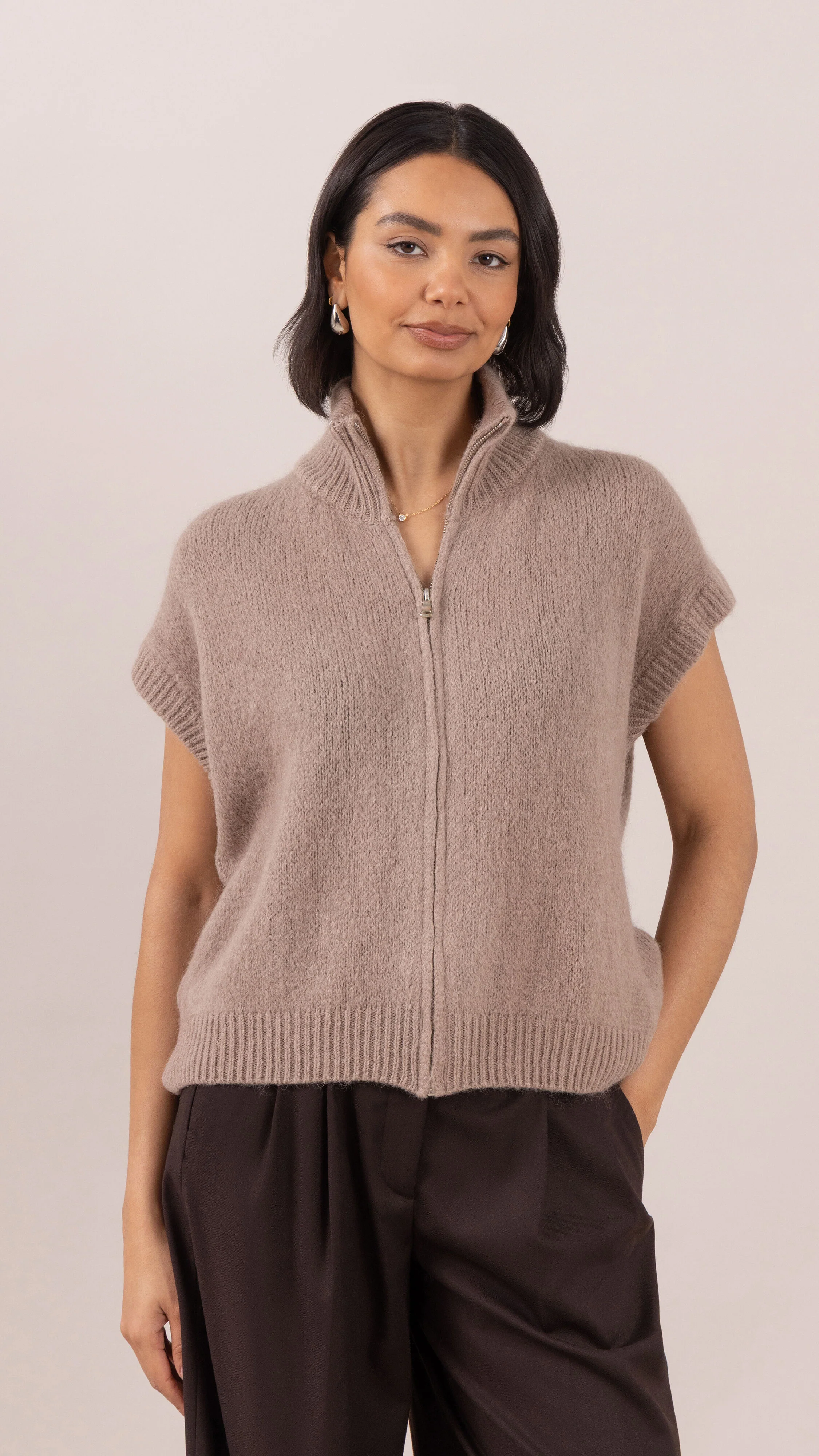 Leigh Sleeveless  Zip Cardigan - Mink - Image 6