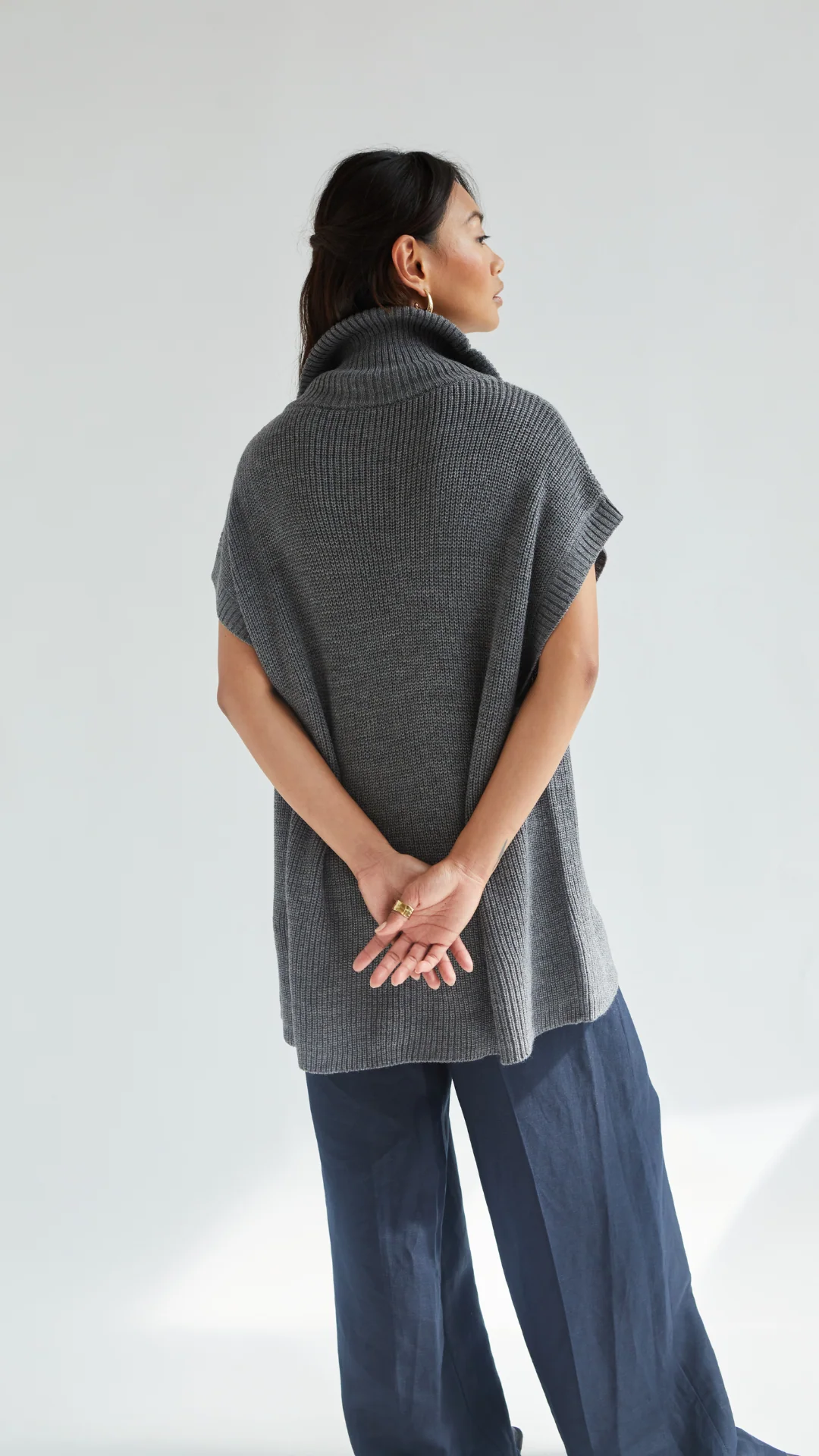 Millie Sleeveless Knit Cardigan - Grey - Image 13