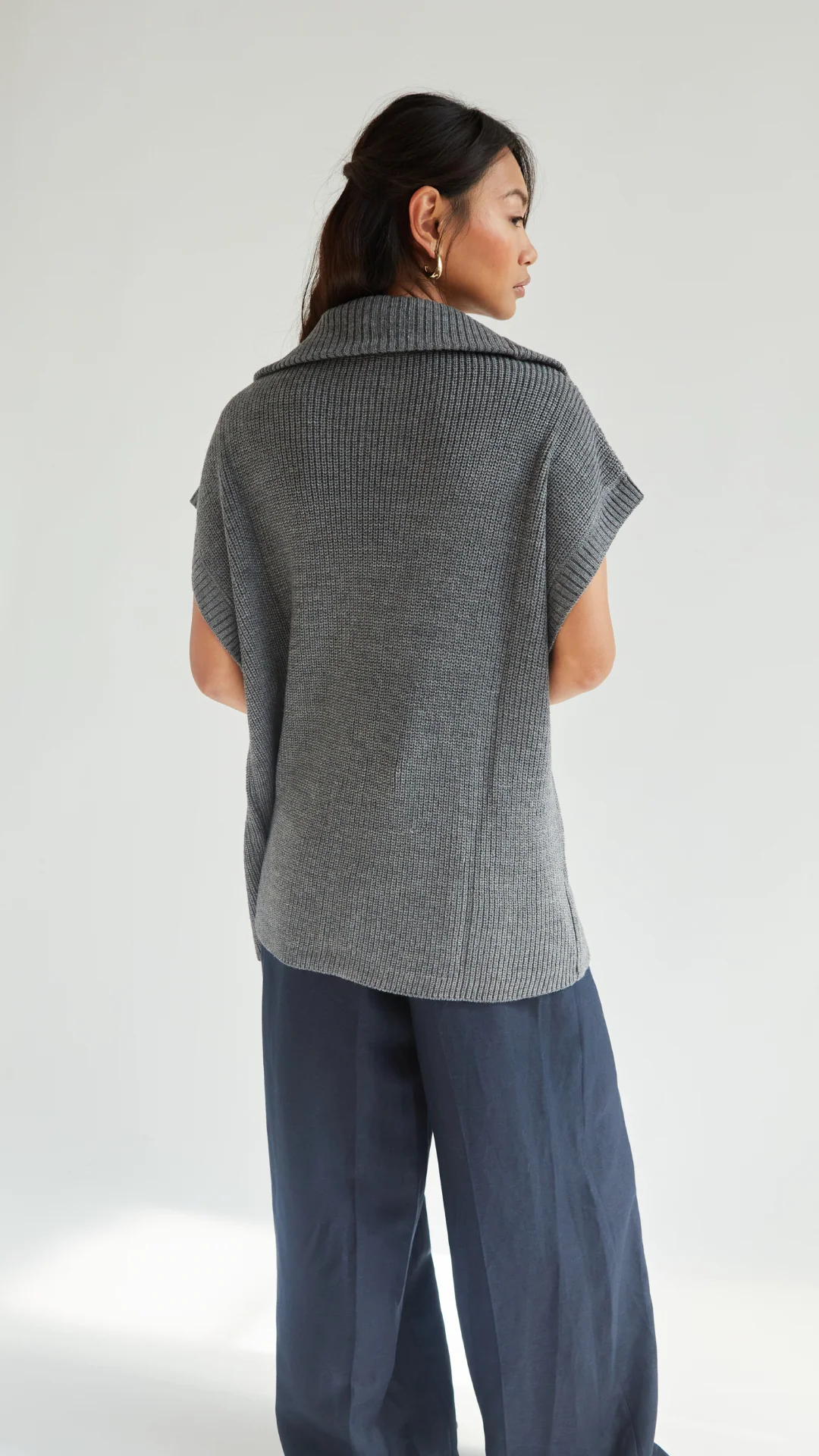 Millie Sleeveless Knit Cardigan - Grey - Image 6