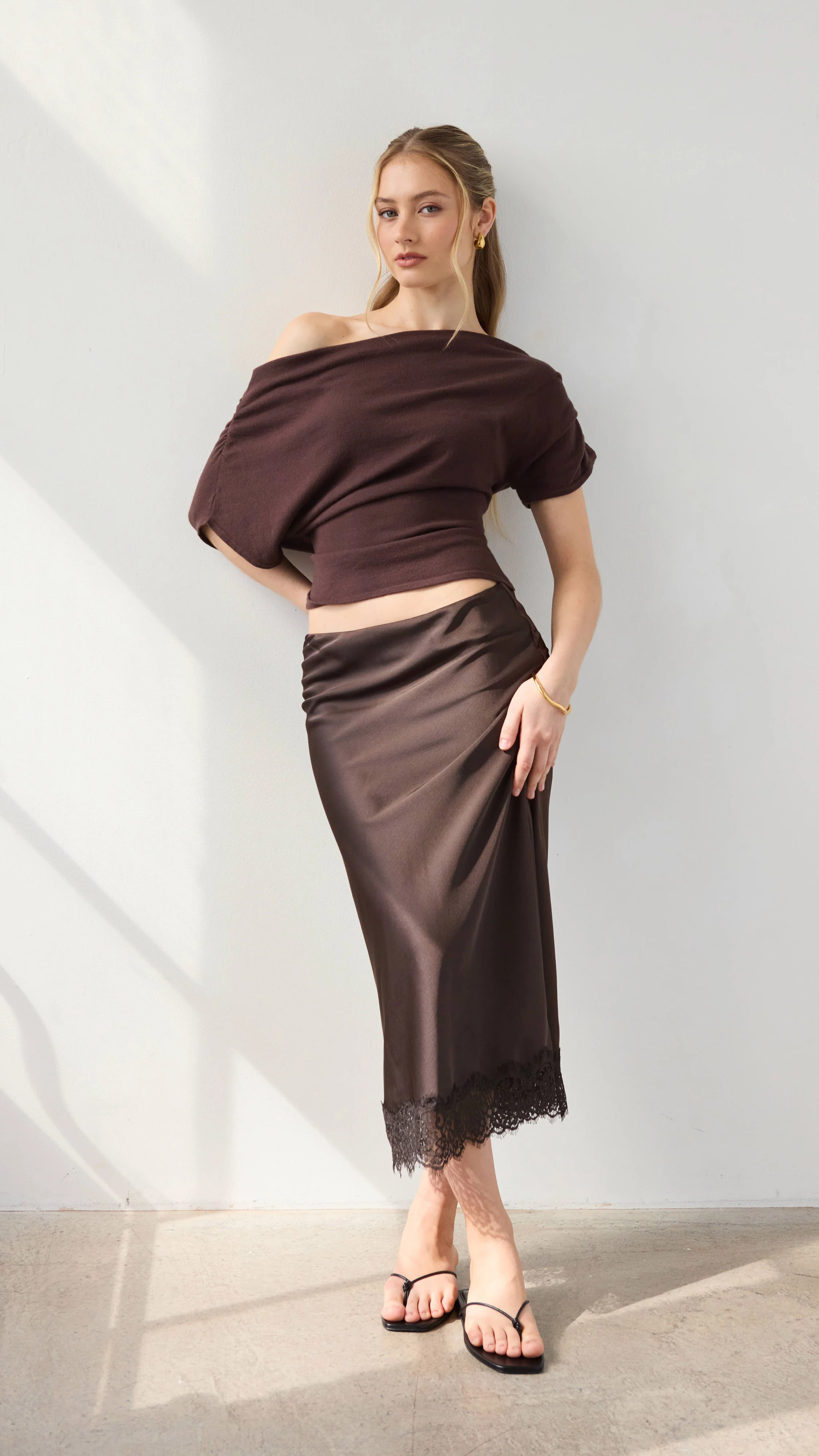 Nadine Off-Shoulder Top - Espresso - Image 10