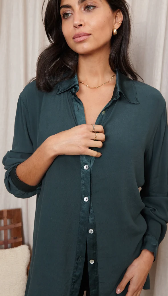 Romy Satin Crepe Shirt - Emerald - Image 3